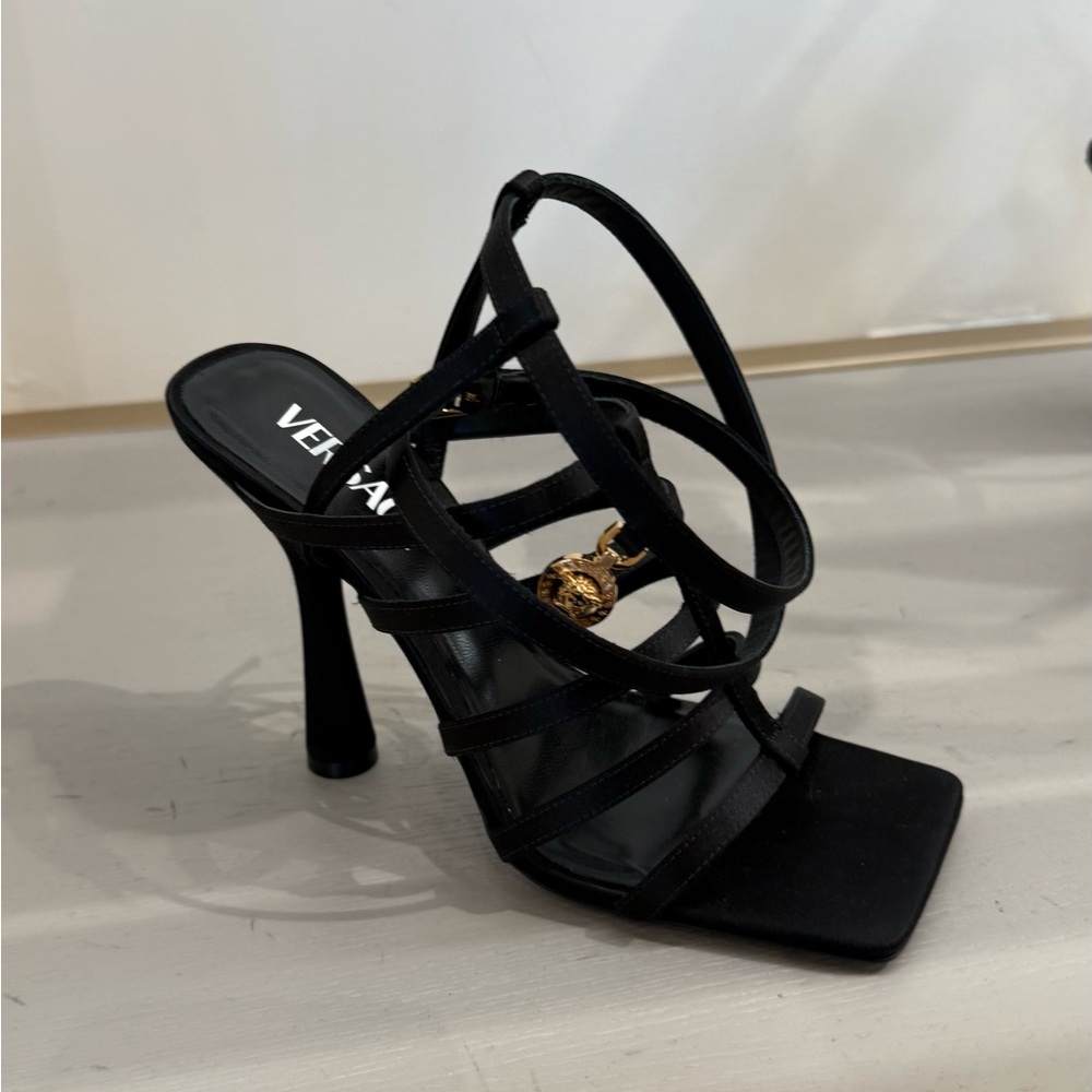 versace sandals